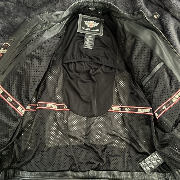 Vintage Harley Davidson leather motorcycle jacket. Men’s XL. My favorite HD coat - Picture 8 of 13